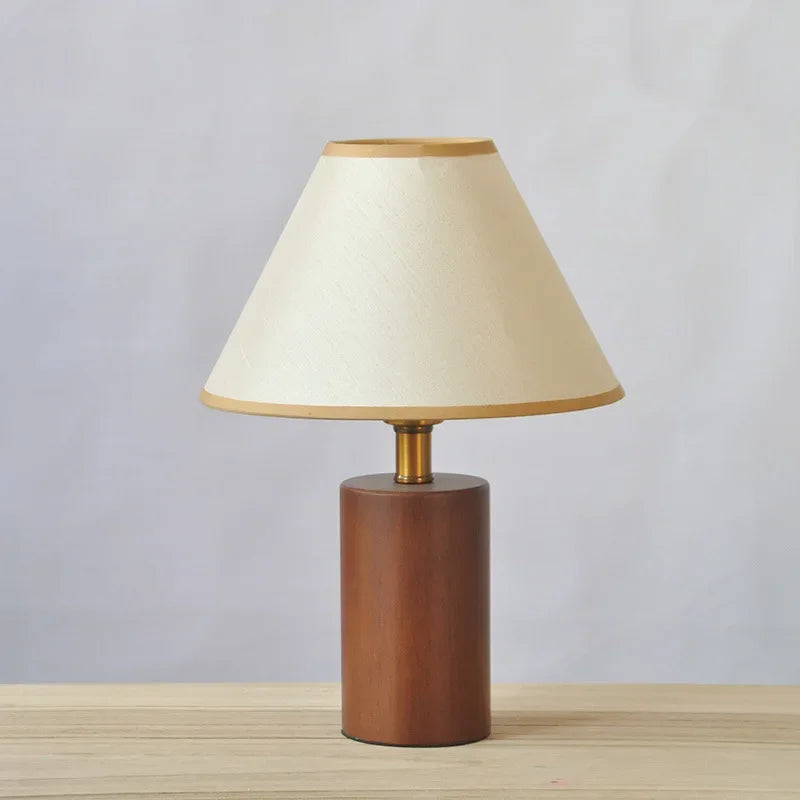 The Poise Lamp