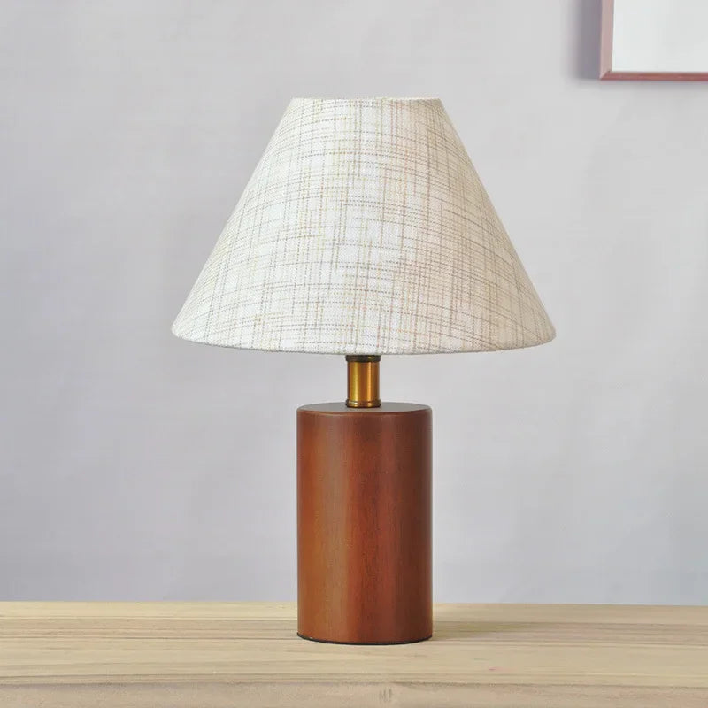 The Poise Lamp